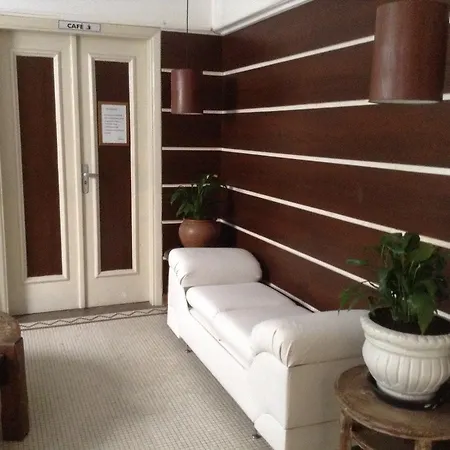 Ritz Hotel-2